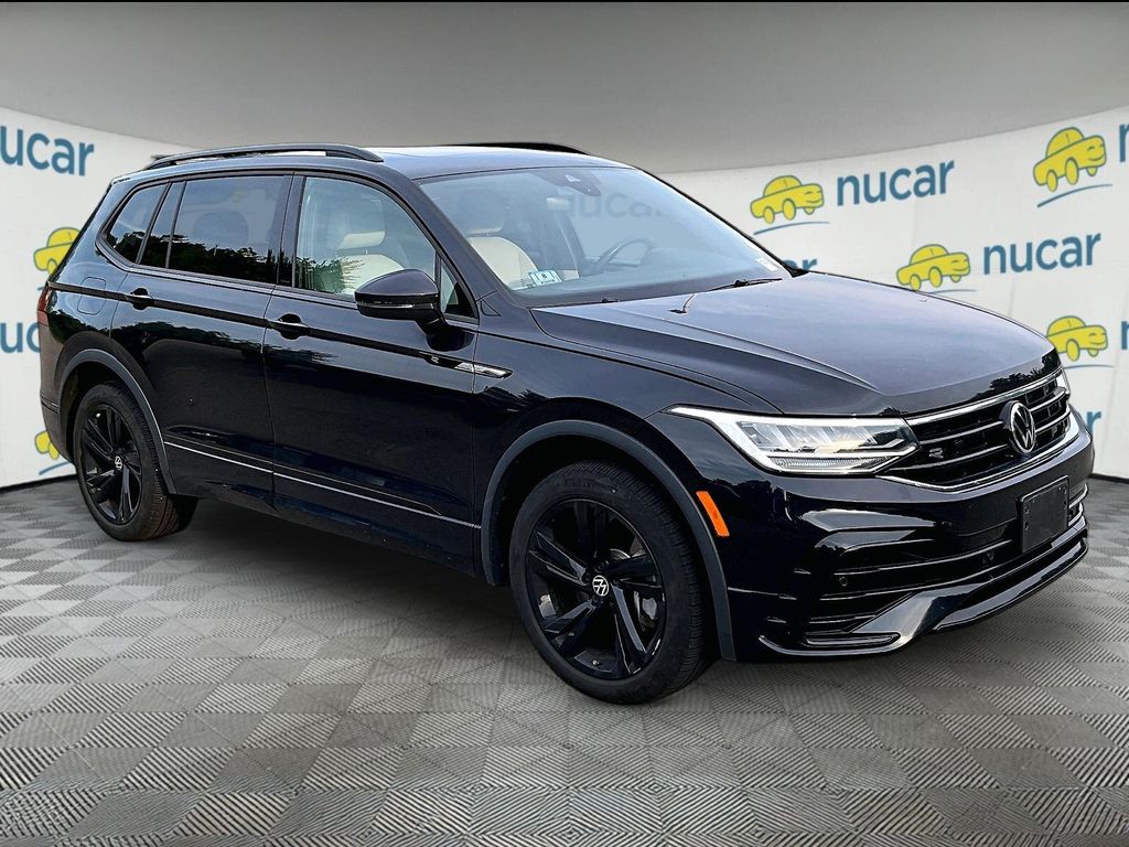 2024 Volkswagen Tiguan 2.0T SE R-Line Black
