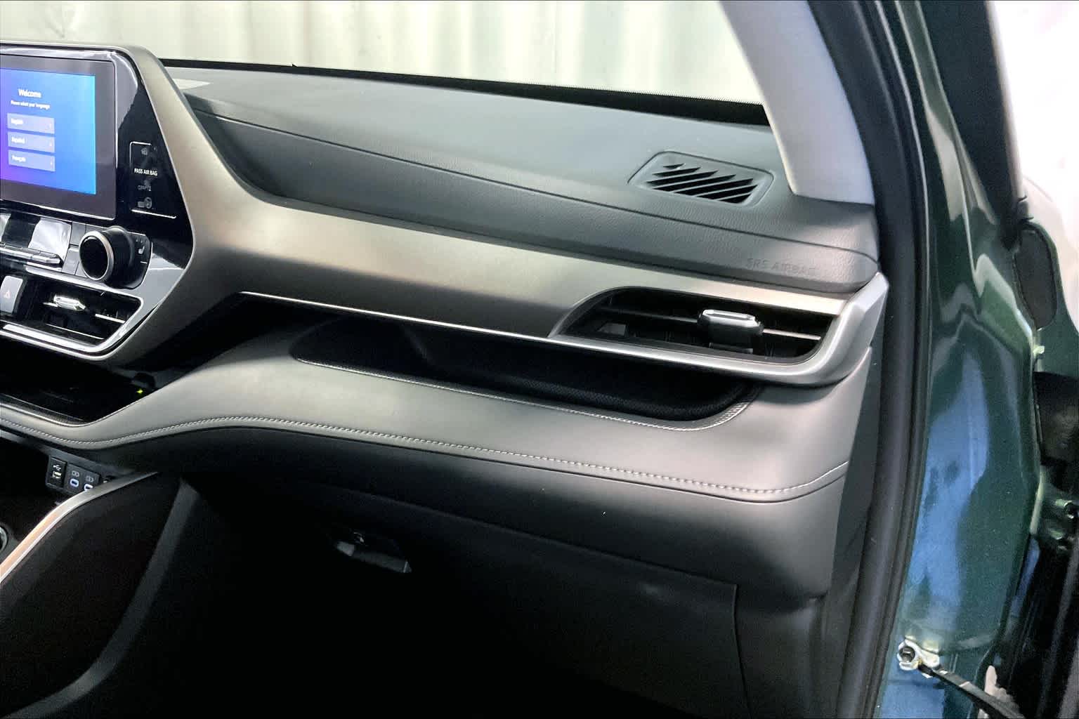 2024 Toyota Highlander XLE - Photo 13