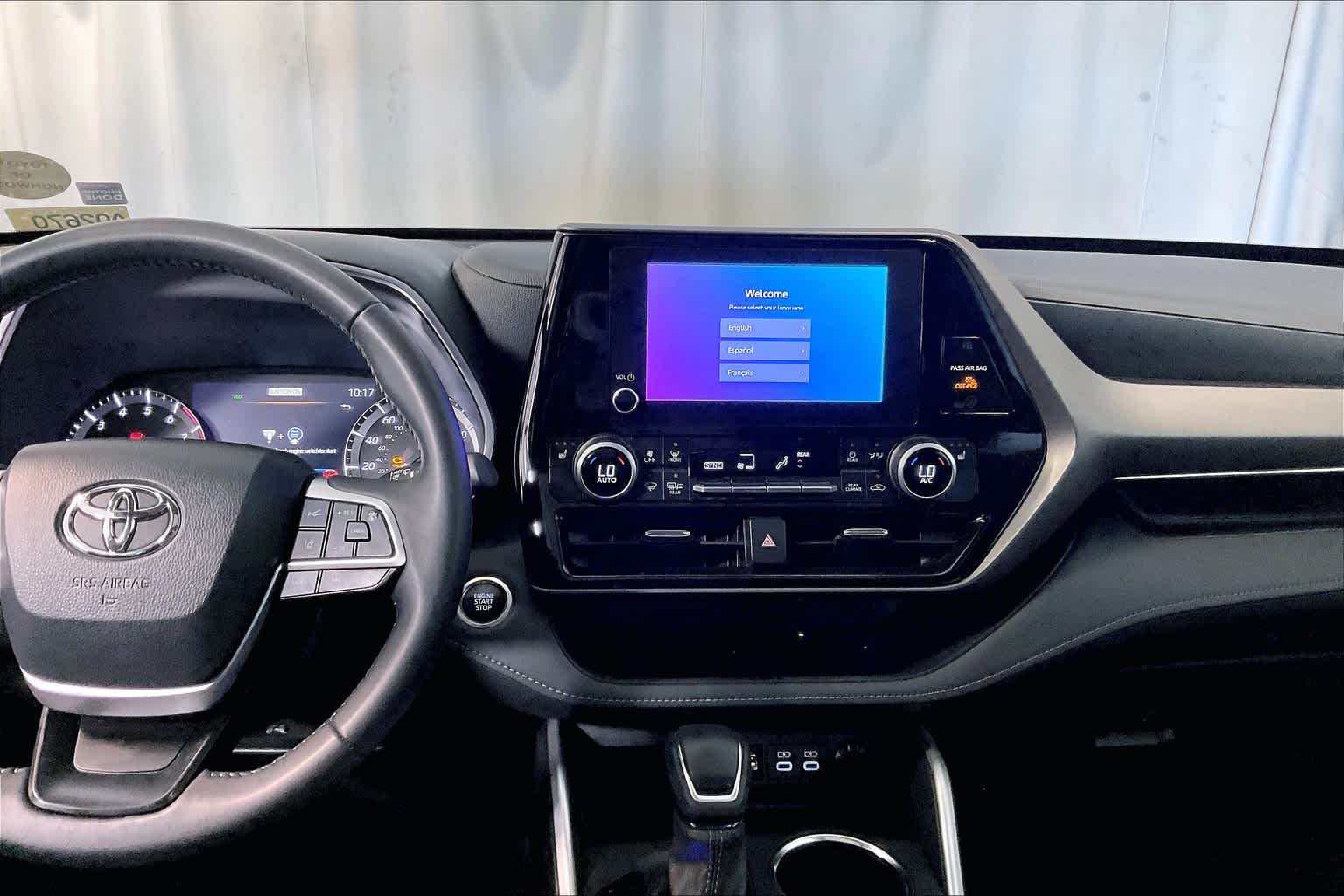2024 Toyota Highlander XLE - Photo 18