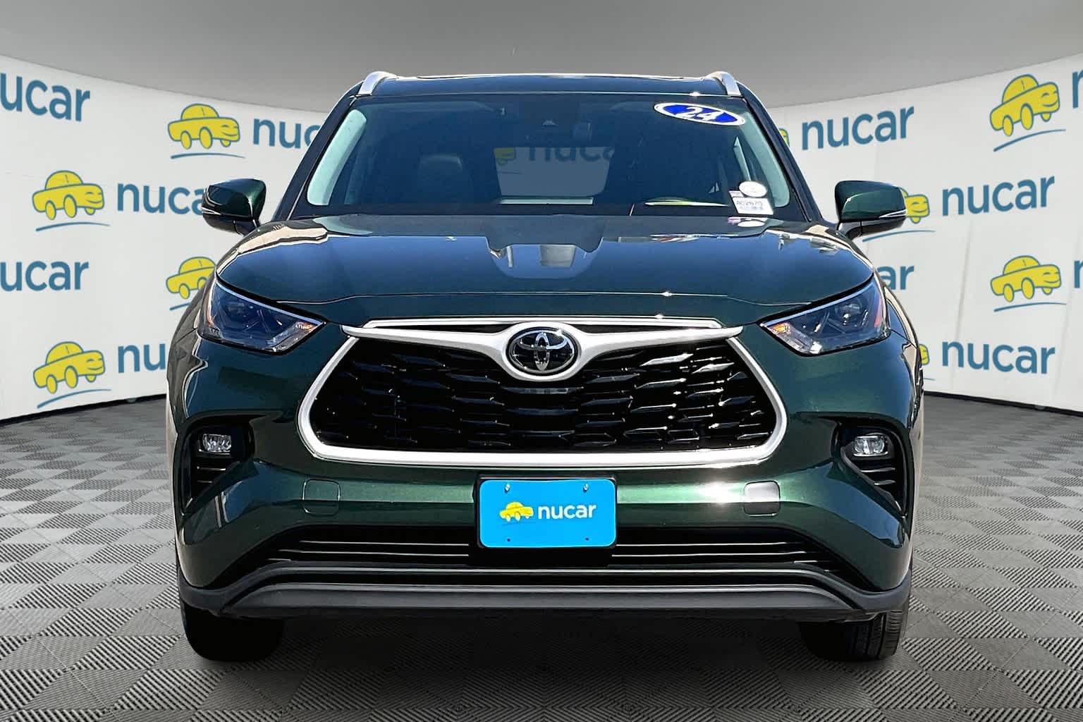 2024 Toyota Highlander XLE - Photo 2