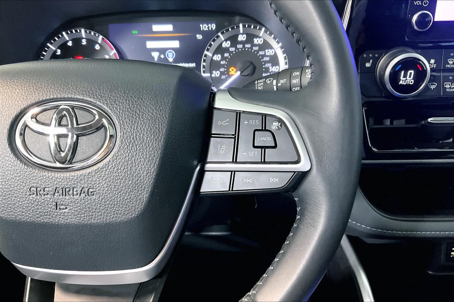 2024 Toyota Highlander XLE - Photo 24