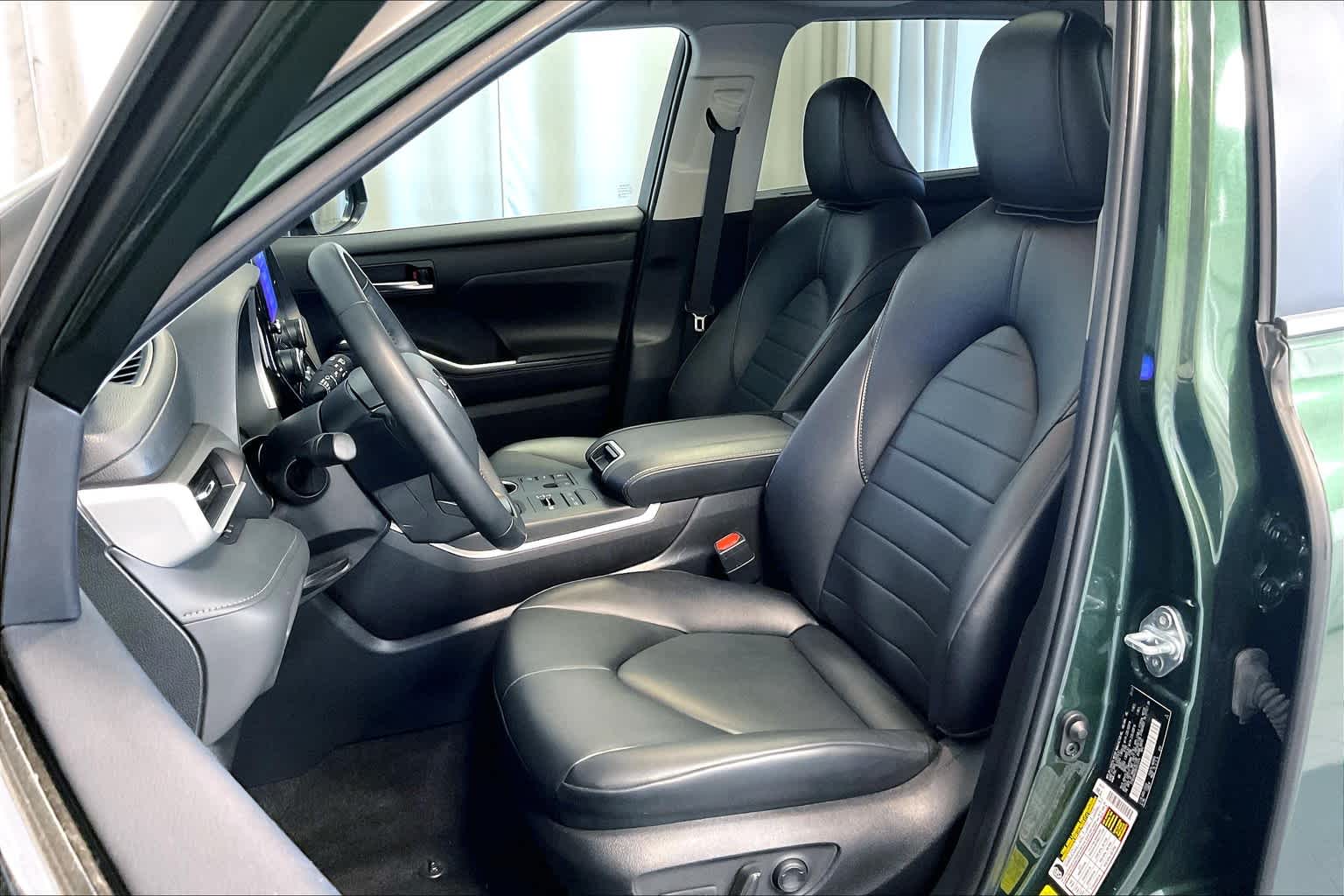 2024 Toyota Highlander XLE - Photo 10
