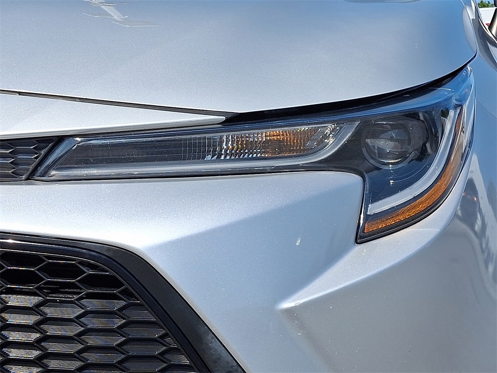 2021 Toyota Corolla LE - Photo 10