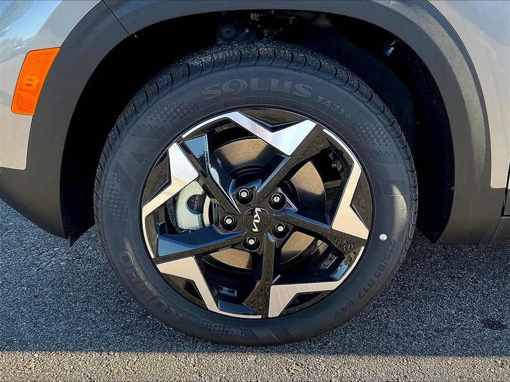 2026 Kia Seltos S - Photo 8