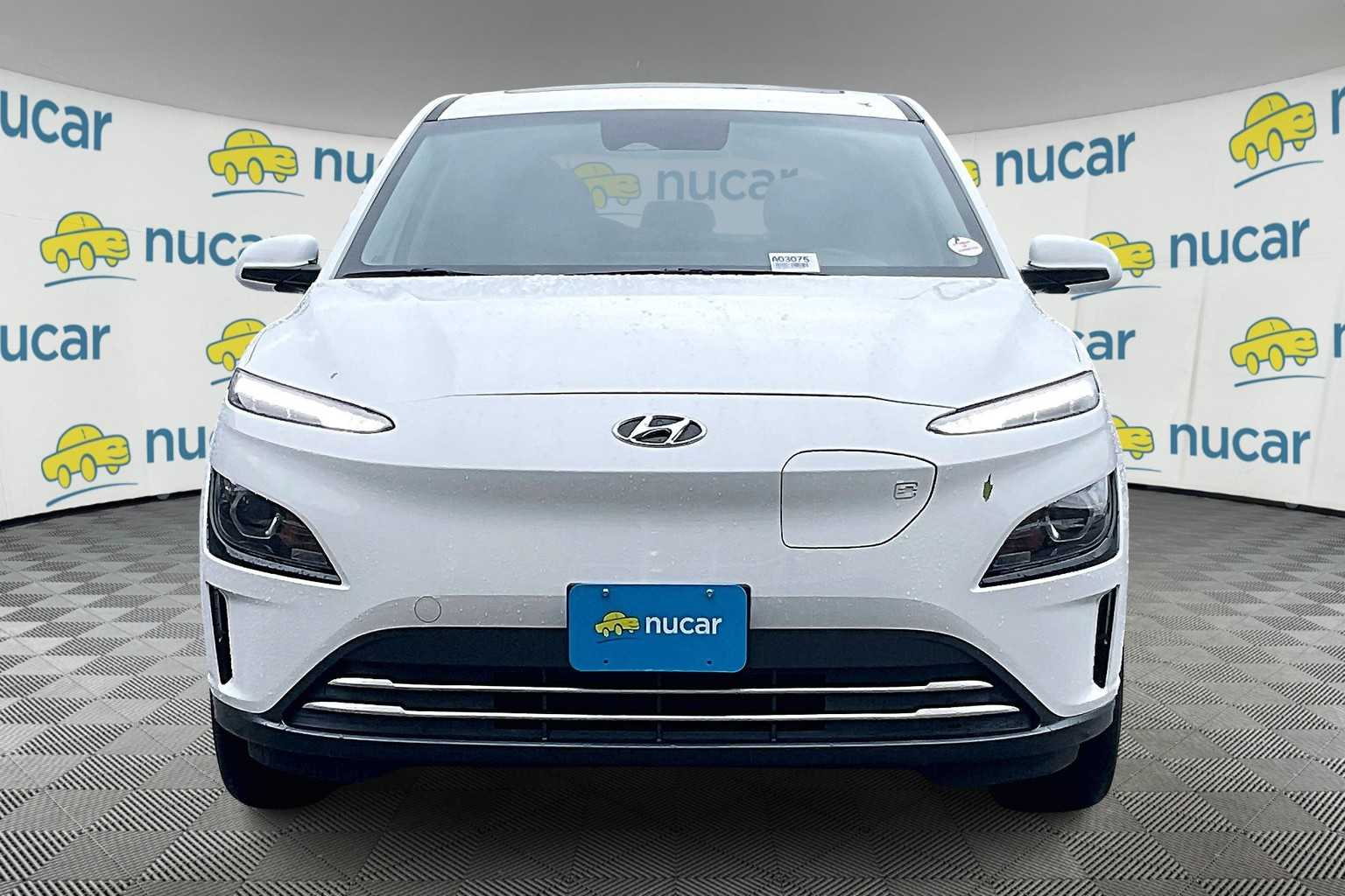 2022 Hyundai Kona Electric SEL - Photo 2