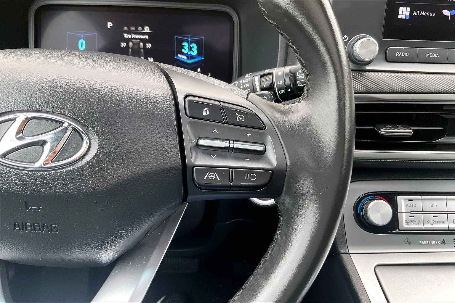 2022 Hyundai Kona Electric SEL - Photo 24