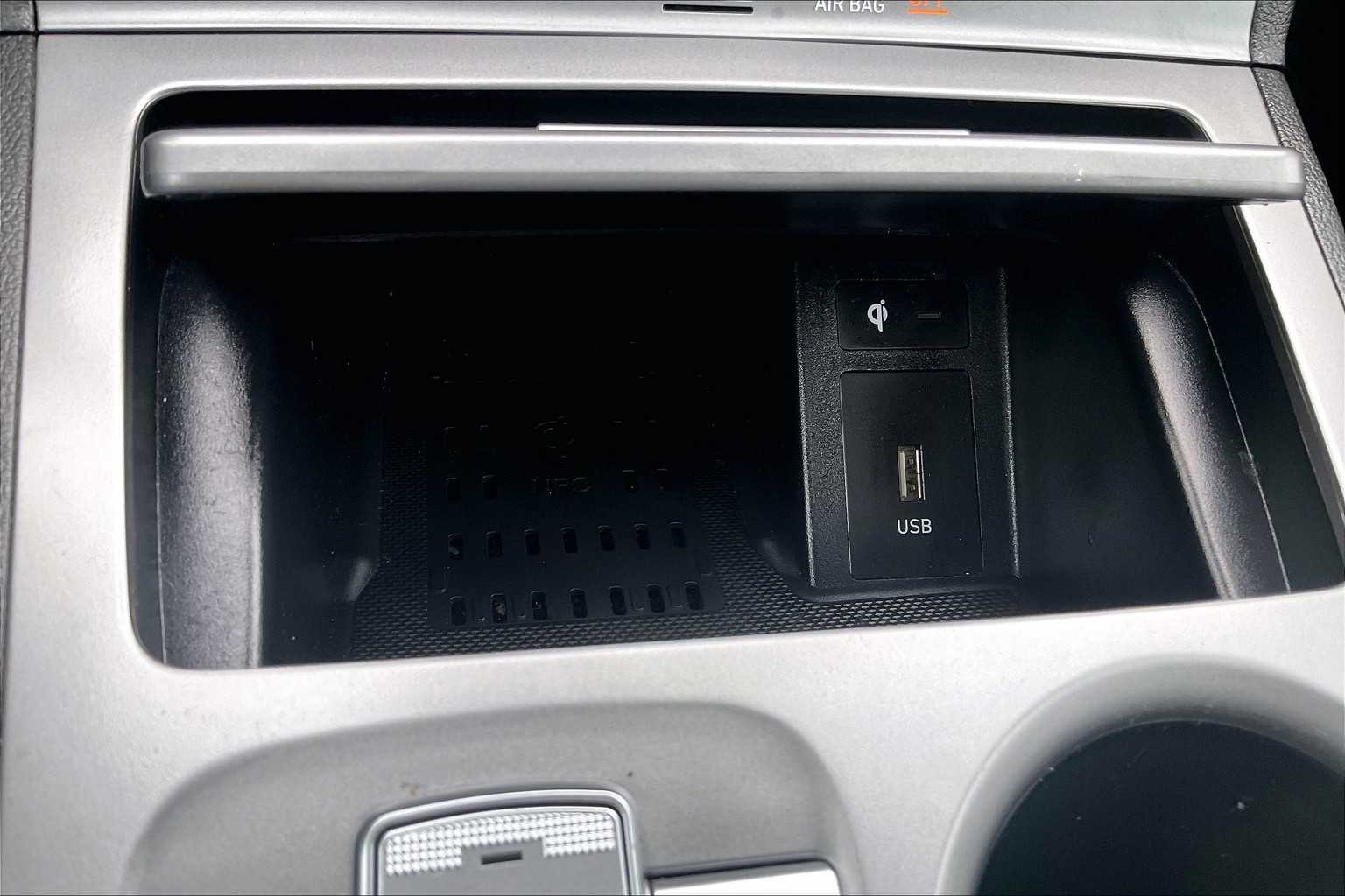 2022 Hyundai Kona Electric SEL - Photo 26