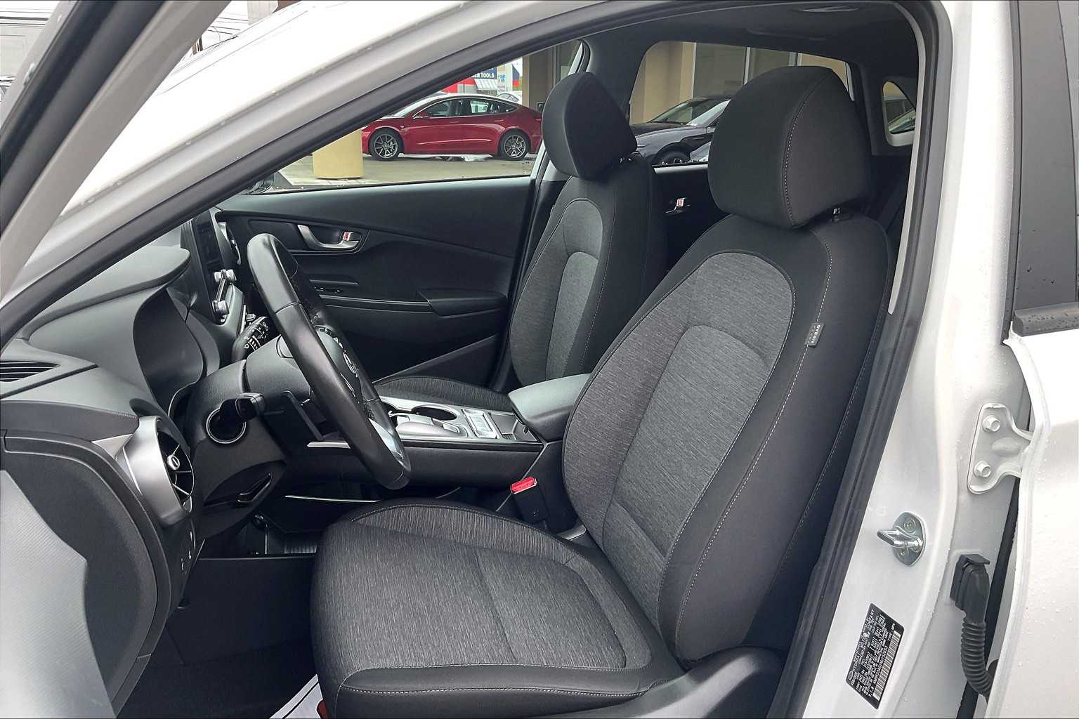 2022 Hyundai Kona Electric SEL - Photo 10