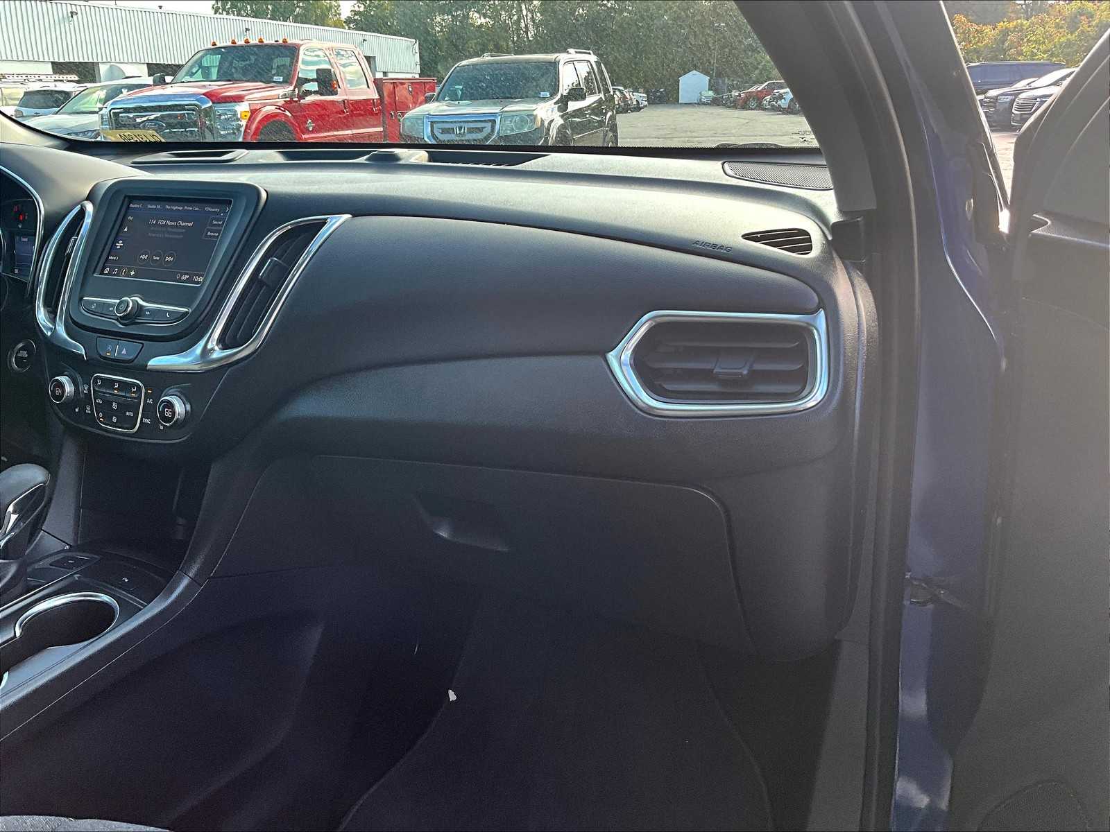 2022 Chevrolet Equinox LT - Photo 13