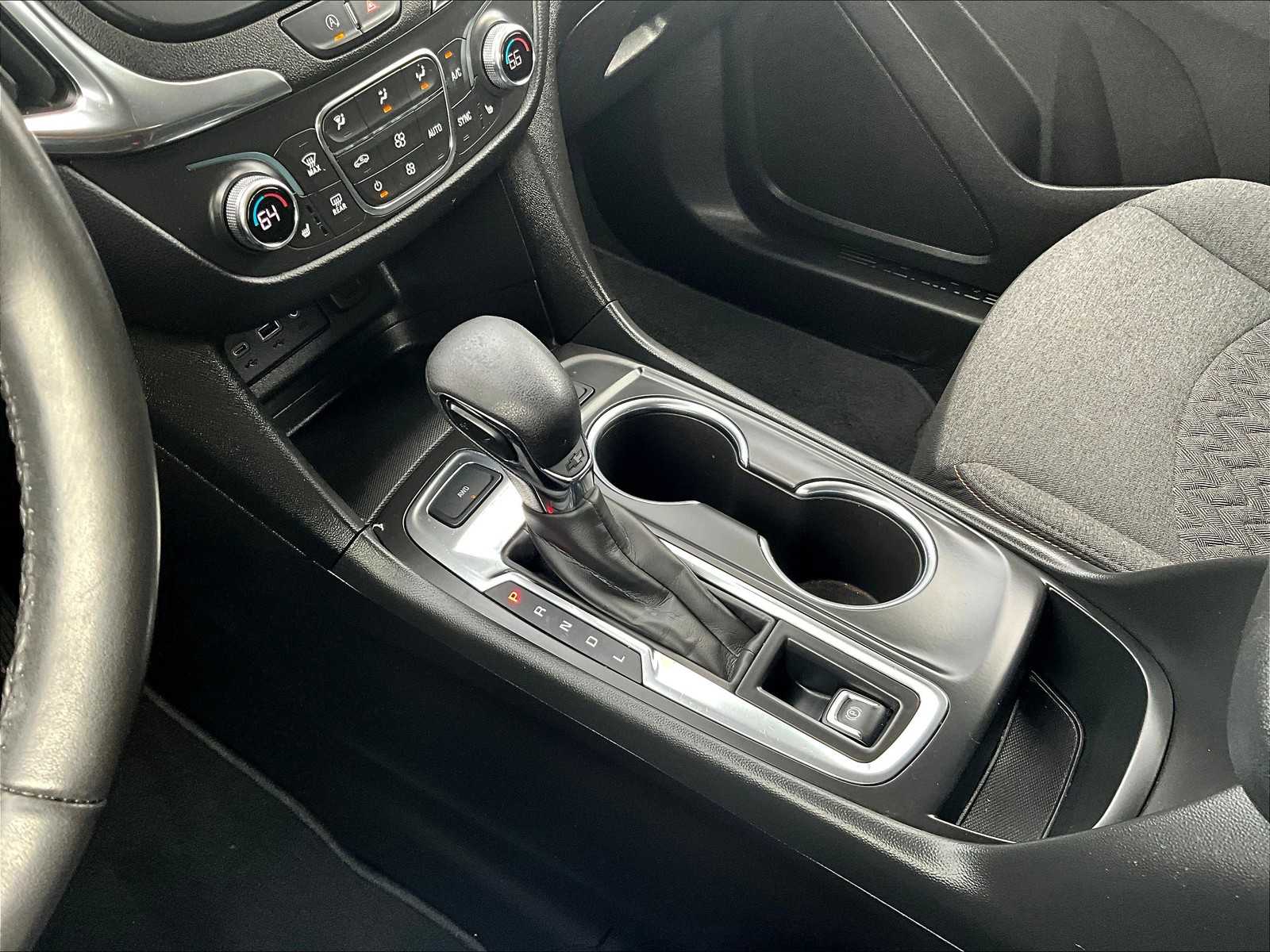 2022 Chevrolet Equinox LT - Photo 19
