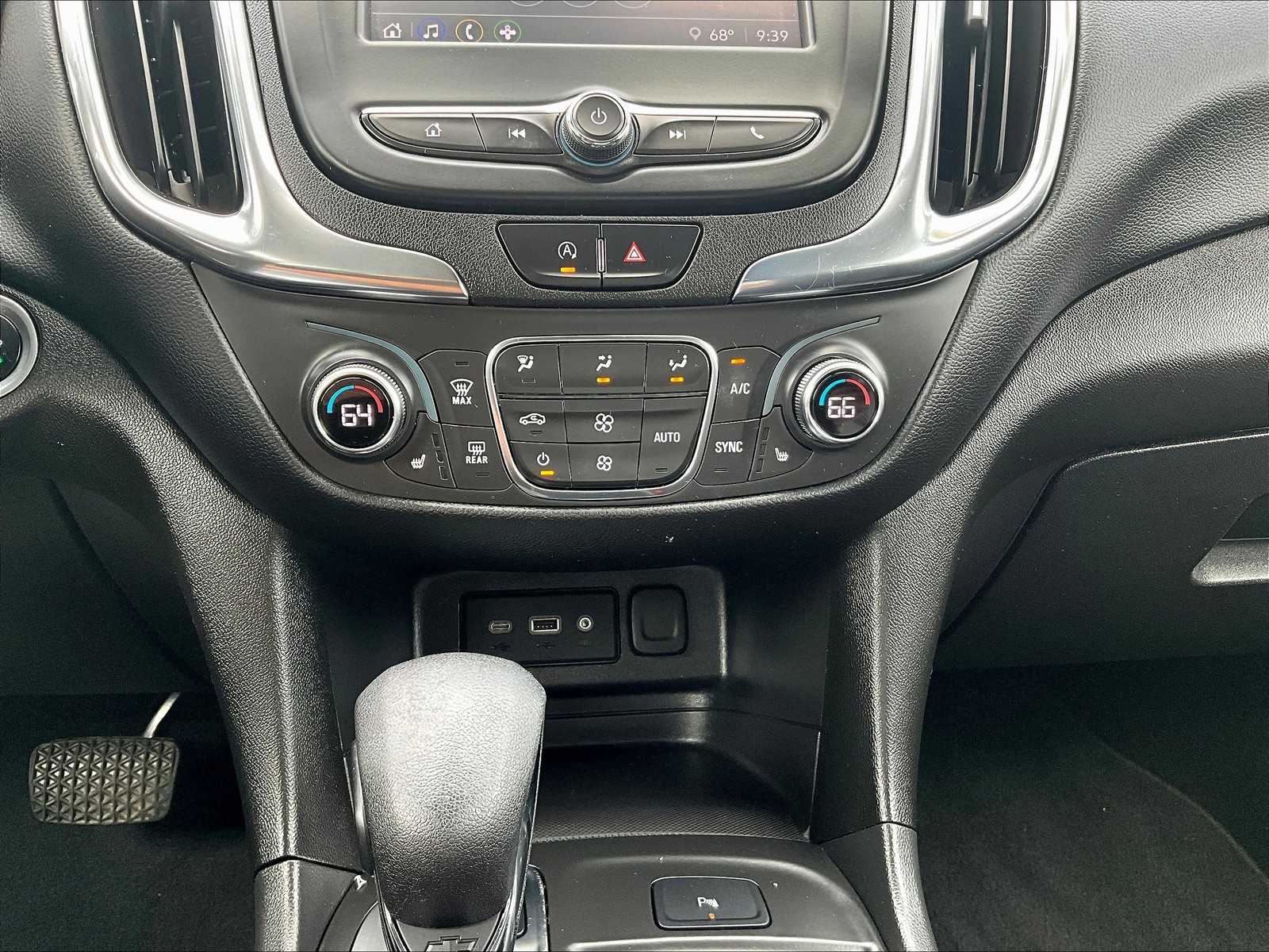 2022 Chevrolet Equinox LT - Photo 26