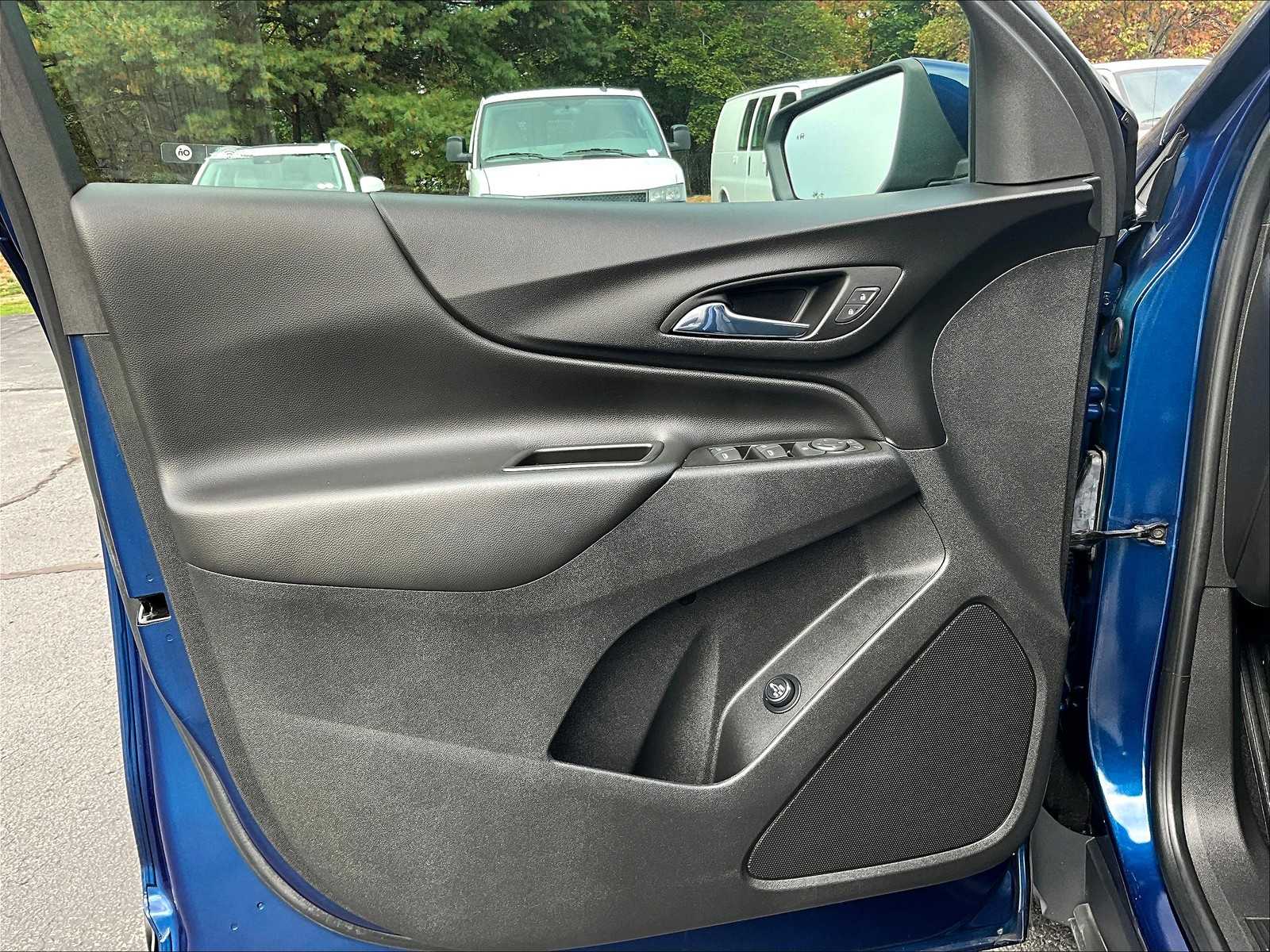 2022 Chevrolet Equinox LT - Photo 9
