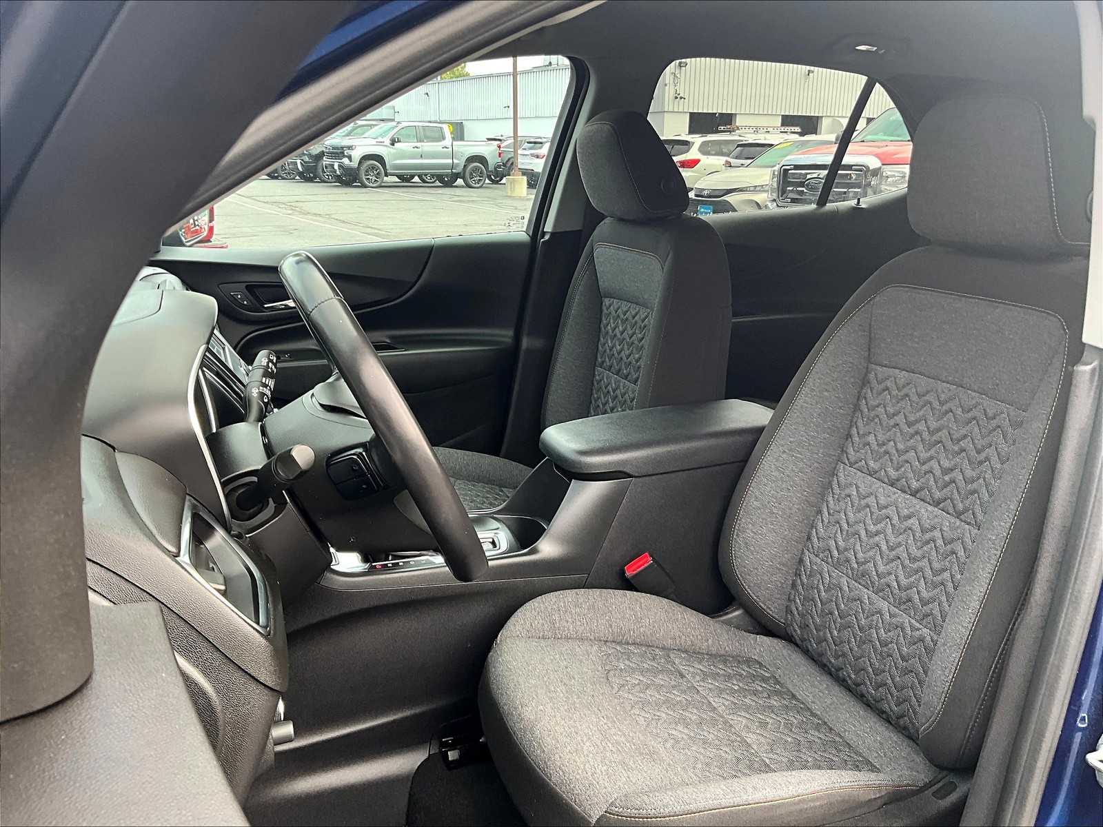 2022 Chevrolet Equinox LT - Photo 10
