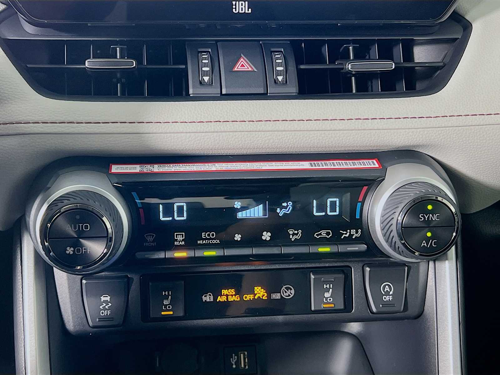 2025 Toyota RAV4 XLE Premium - Photo 10