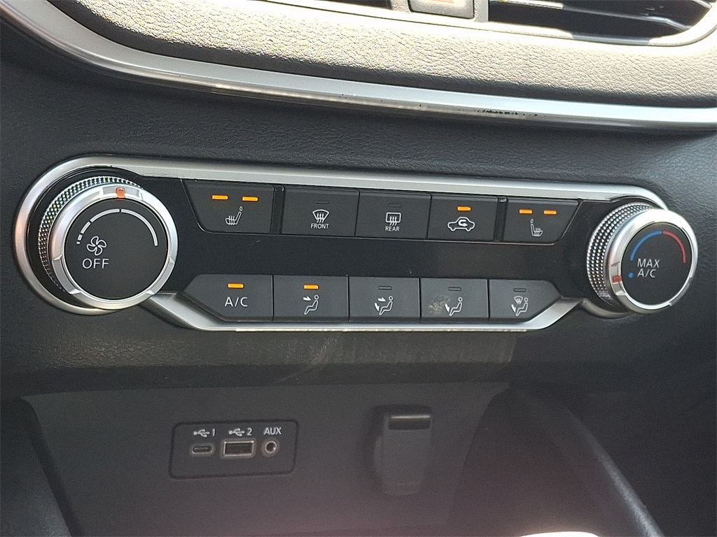2022 Nissan Altima 2.5 SV - Photo 18