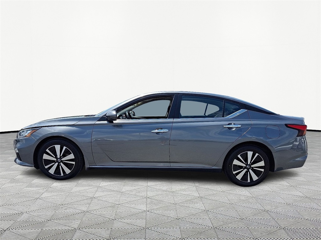 2022 Nissan Altima 2.5 SV - Photo 4