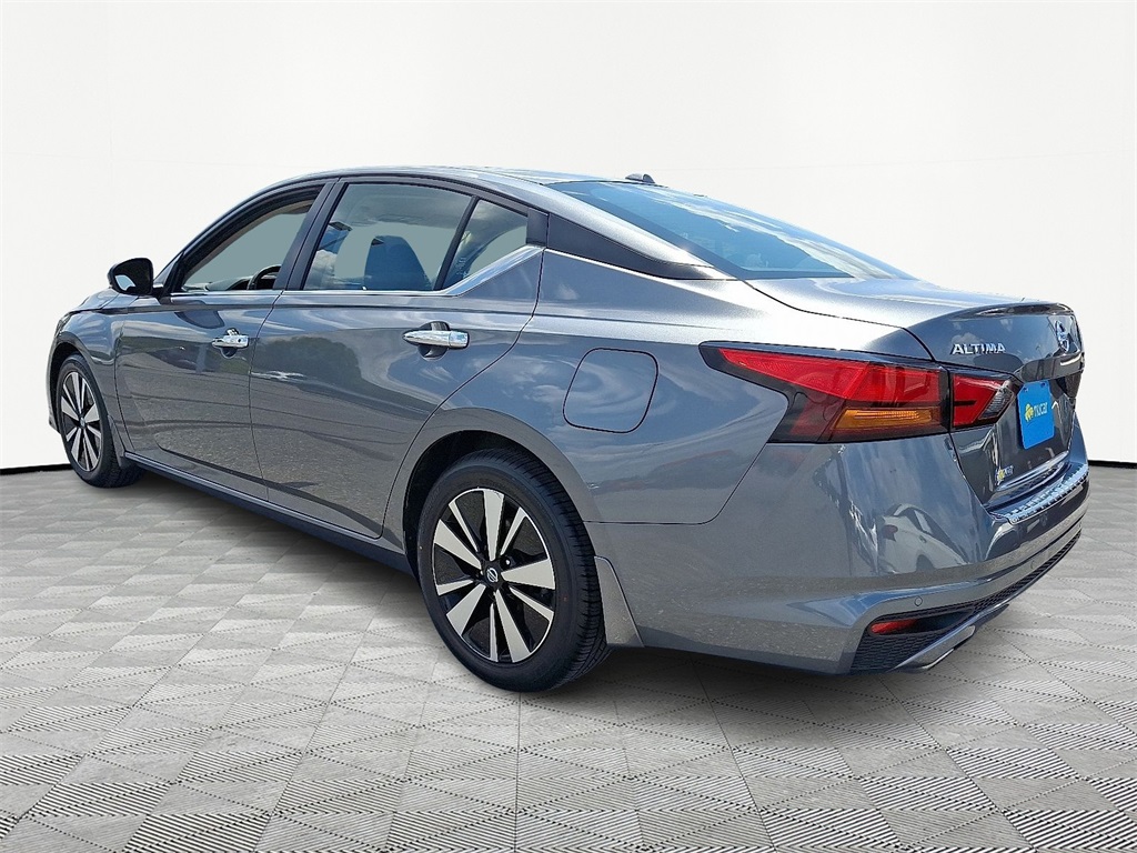 2022 Nissan Altima 2.5 SV - Photo 5