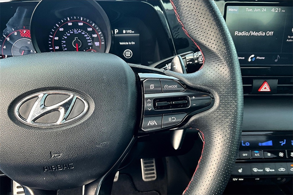 2022 Hyundai Elantra N Line - Photo 24
