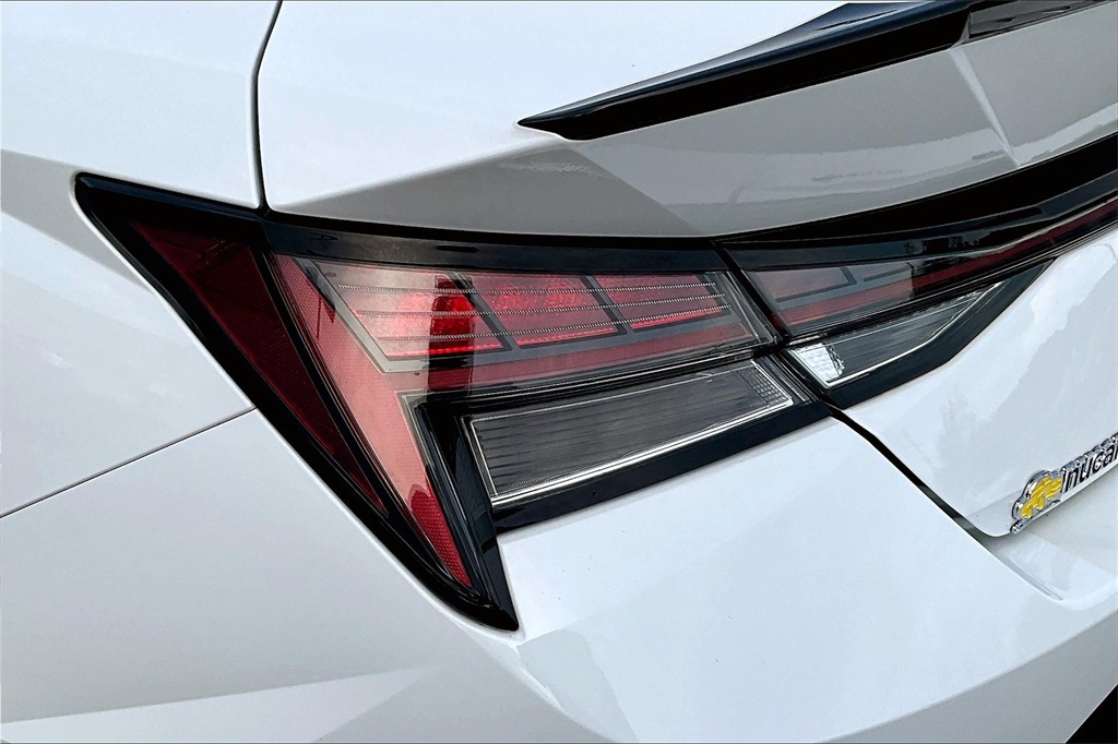 2022 Hyundai Elantra N Line - Photo 34