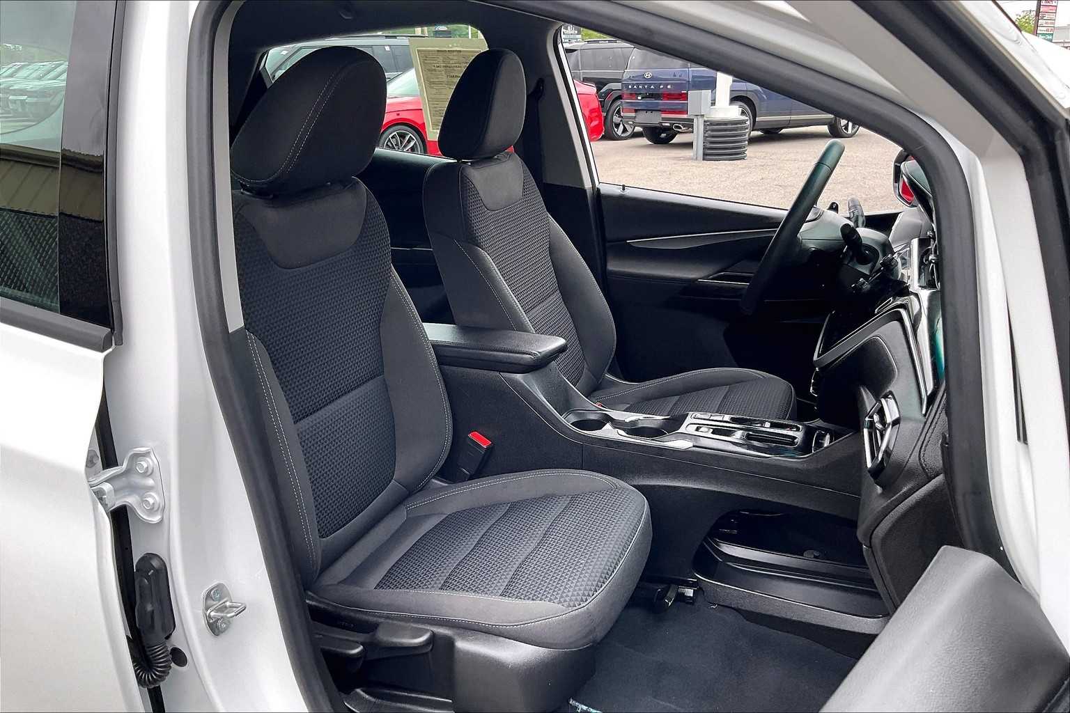 2023 Chevrolet Bolt EV 1LT - Photo 11