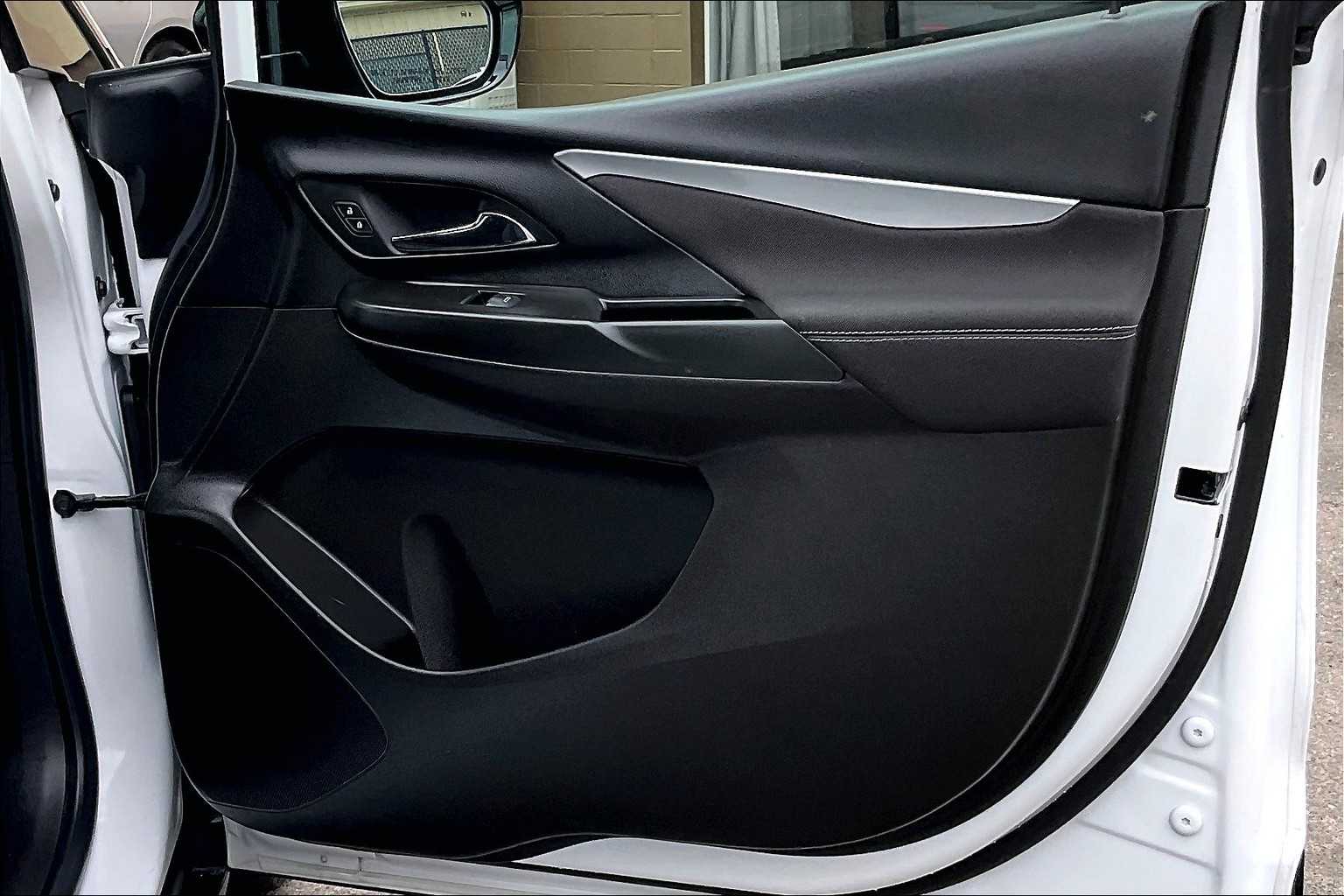 2023 Chevrolet Bolt EV 1LT - Photo 12