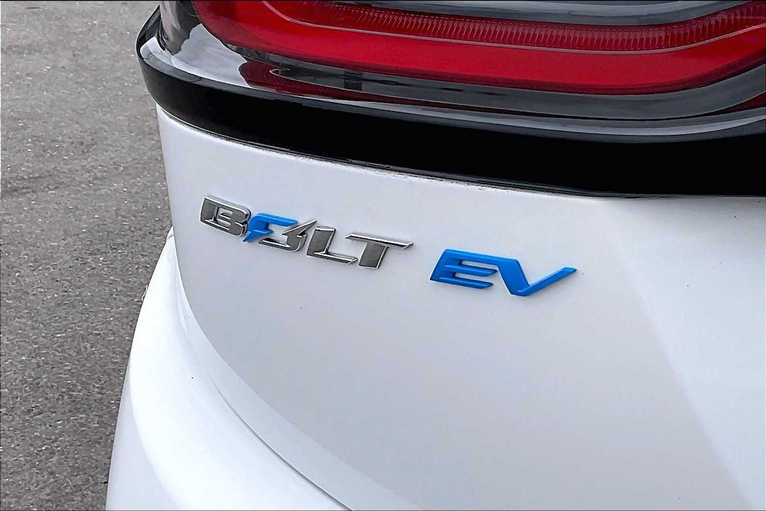 2023 Chevrolet Bolt EV 1LT - Photo 28