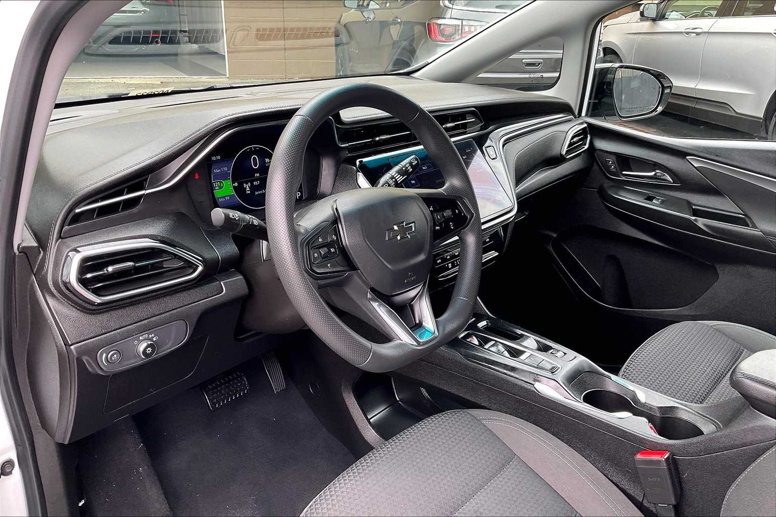 2023 Chevrolet Bolt EV 1LT - Photo 8