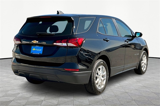 2023 Chevrolet Equinox LS - Photo 6