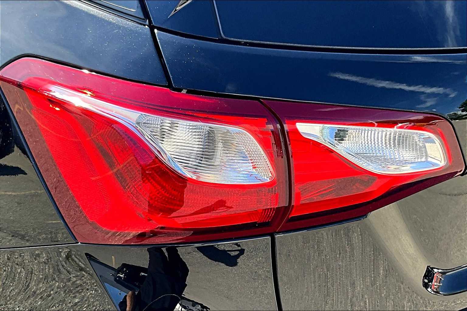 2021 Chevrolet Equinox LT - Photo 32