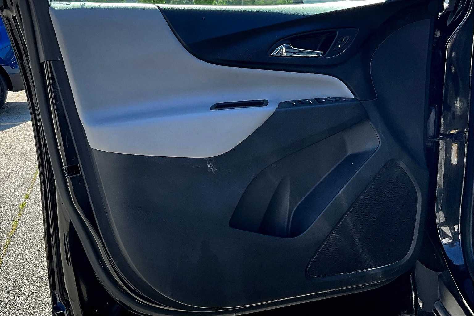 2021 Chevrolet Equinox LT - Photo 9