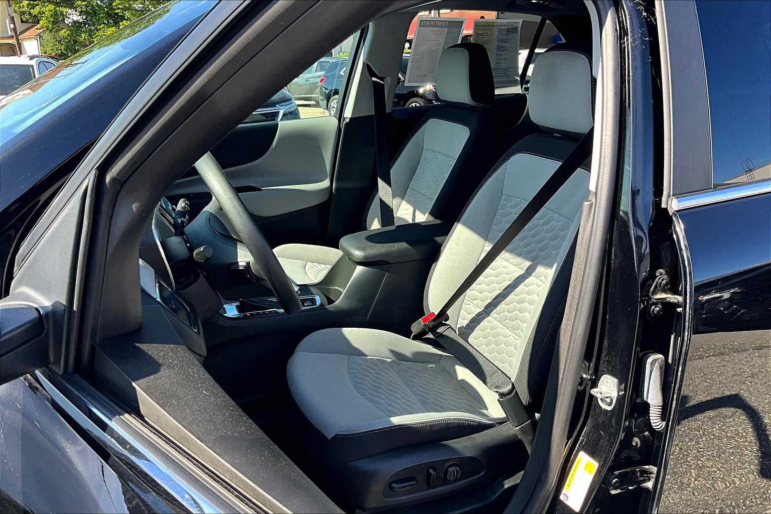 2021 Chevrolet Equinox LT - Photo 10