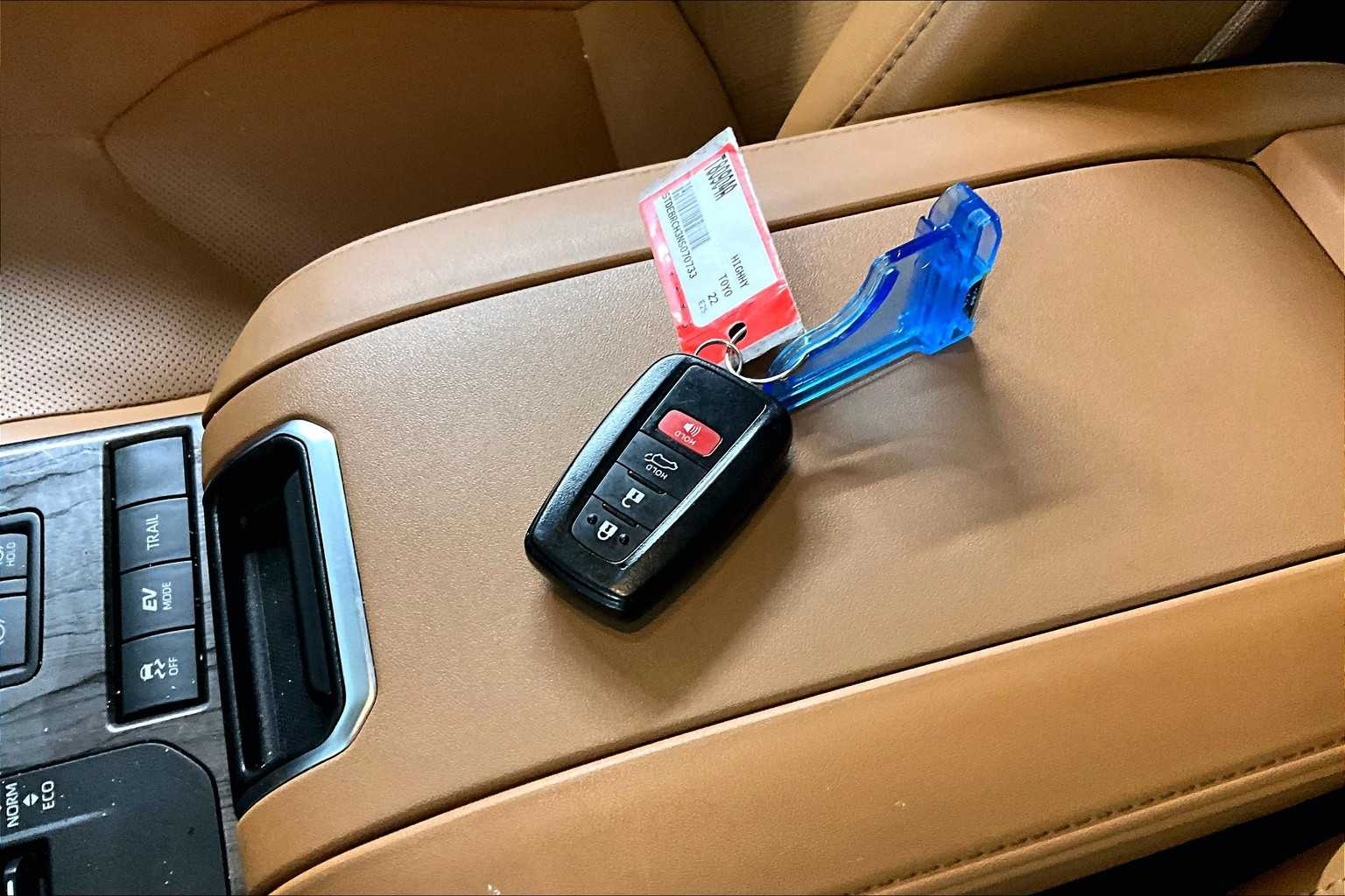 2022 Toyota Highlander Hybrid Platinum - Photo 32