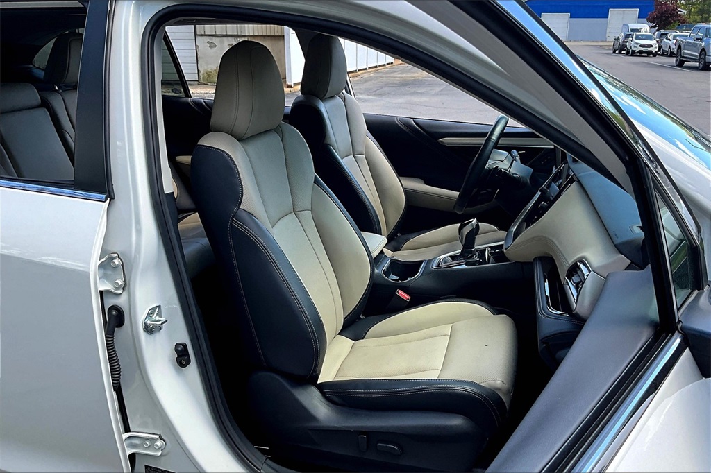 2024 Subaru Outback Limited - Photo 11
