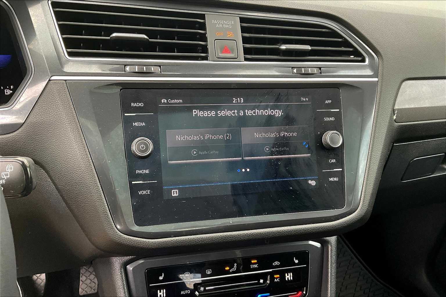 2022 Volkswagen Tiguan SE - Photo 18