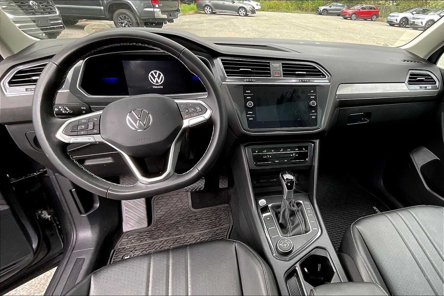 2022 Volkswagen Tiguan SE - Photo 20