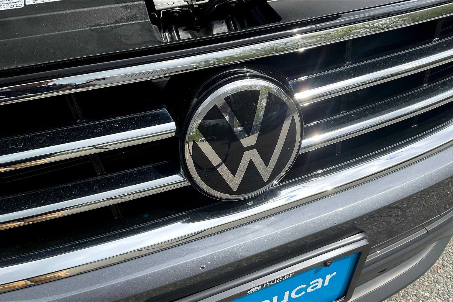 2022 Volkswagen Tiguan SE - Photo 31