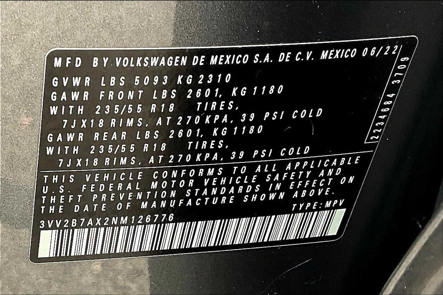 2022 Volkswagen Tiguan SE - Photo 35