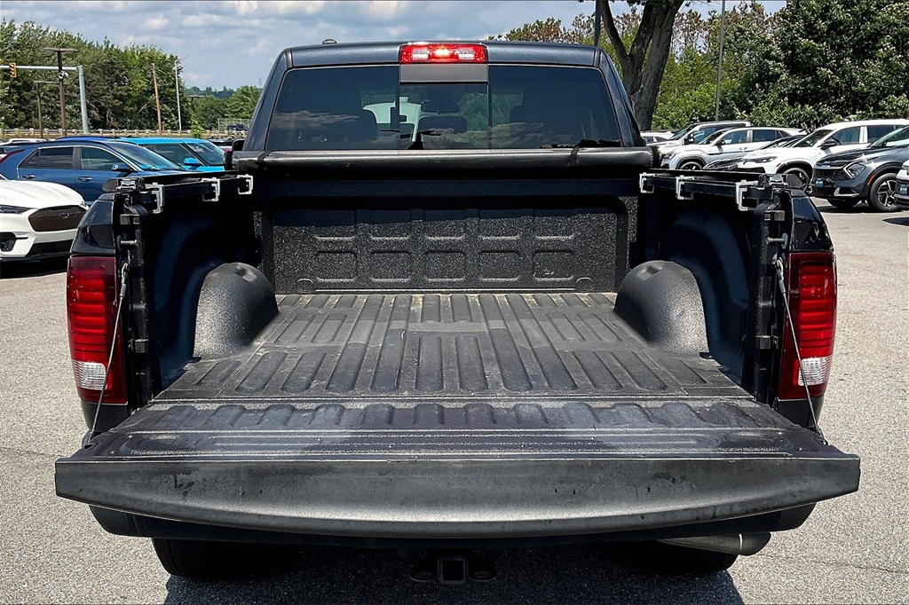 2019 Ram 1500 Classic Warlock - Photo 32