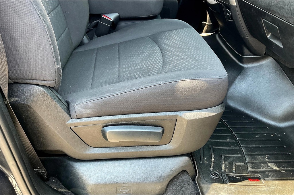 2019 Ram 1500 Classic Warlock - Photo 33