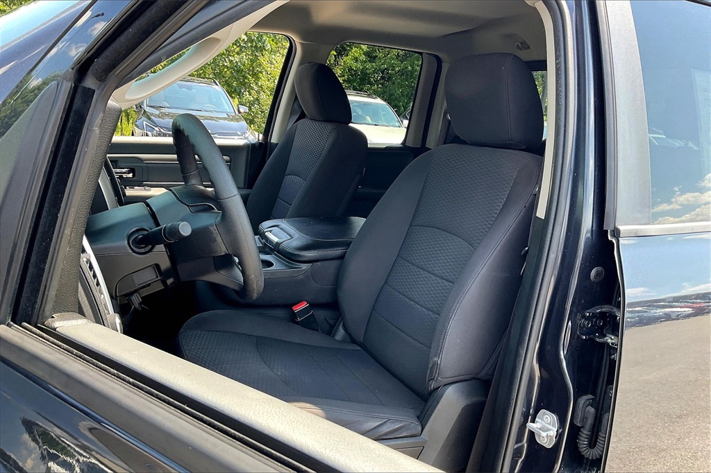 2019 Ram 1500 Classic Warlock - Photo 9