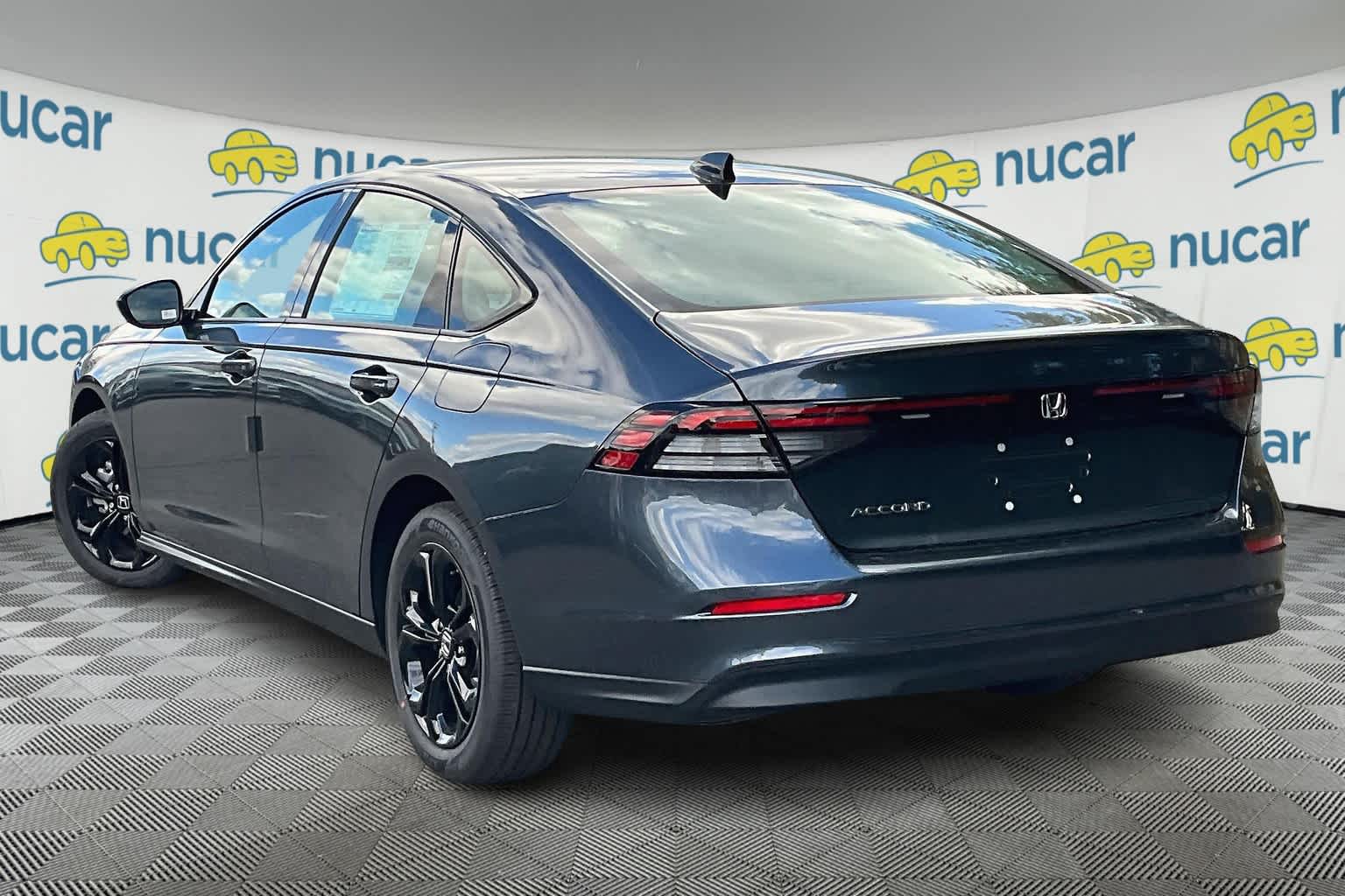 2025 Honda Accord SE - Photo 5
