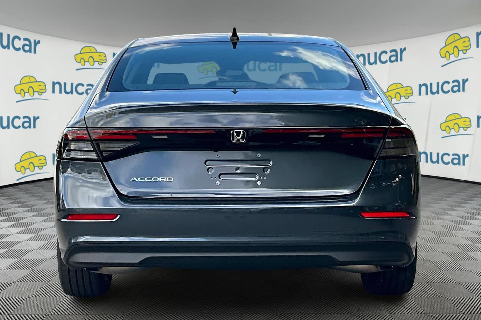 2025 Honda Accord SE - Photo 6