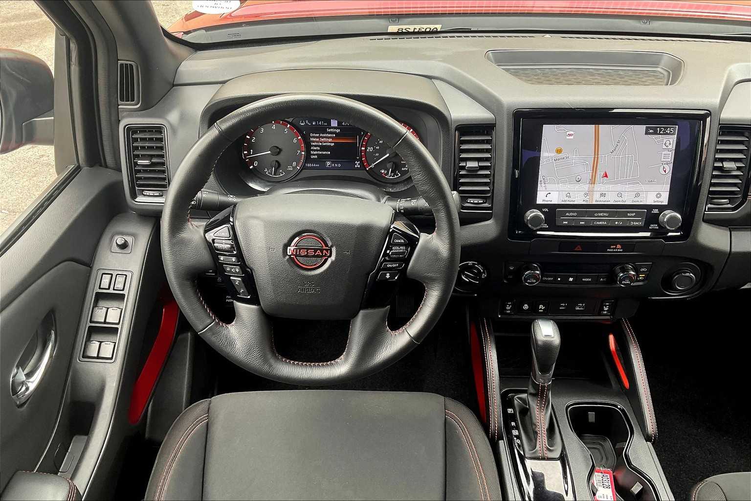 2022 Nissan Frontier PRO-4X - Photo 17