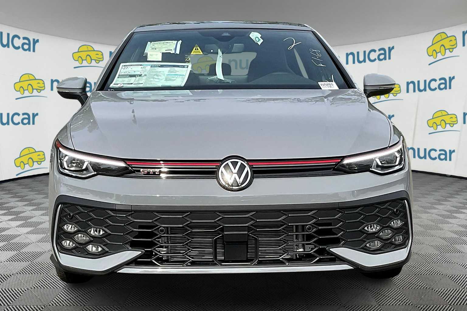 2025 Volkswagen Golf GTI SE - Photo 3