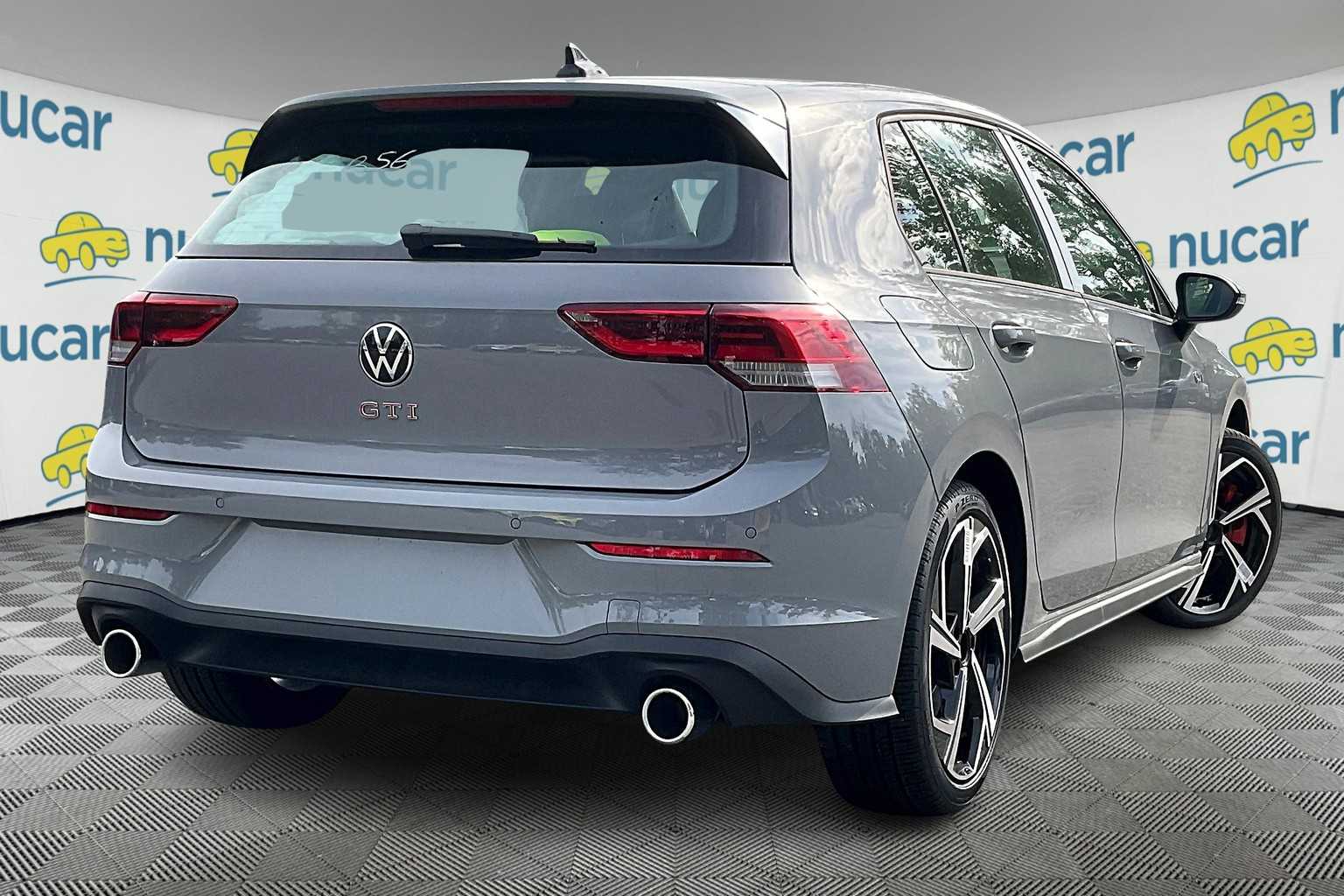 2025 Volkswagen Golf GTI SE - Photo 7