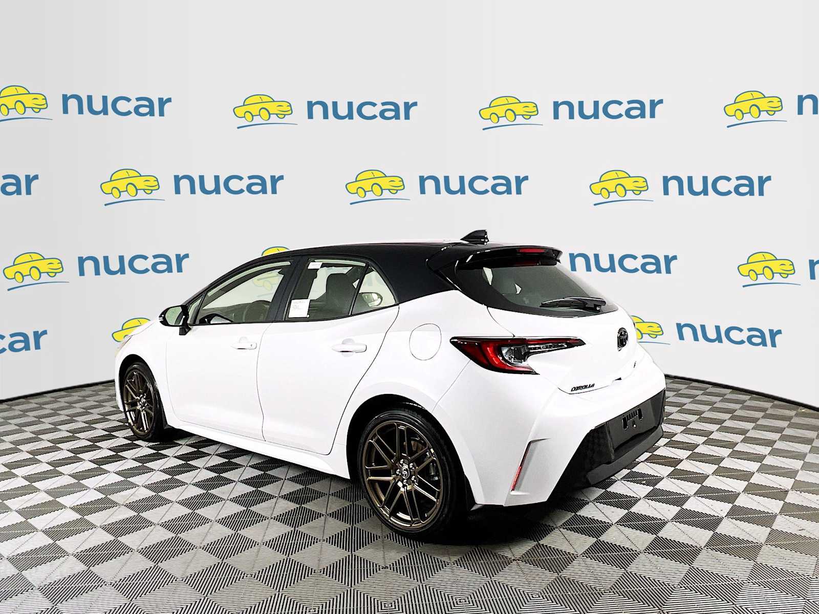 2025 Toyota Corolla Nightshade Edition - Photo 4