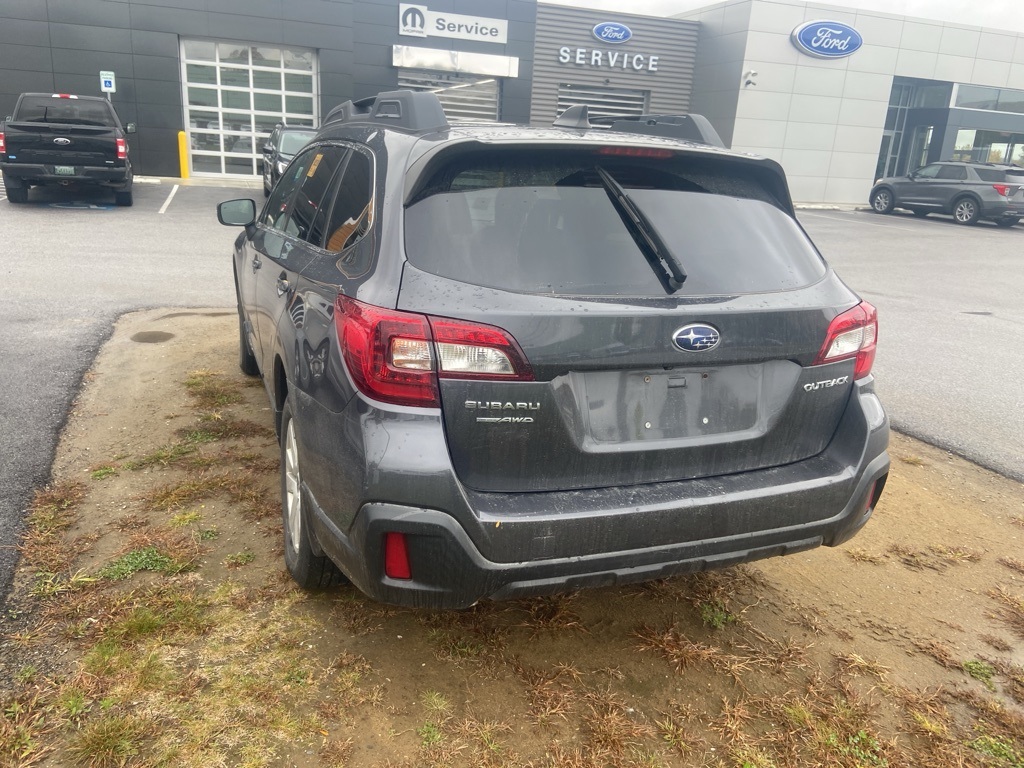 2018 Subaru Outback 2.5i Premium - Photo 4