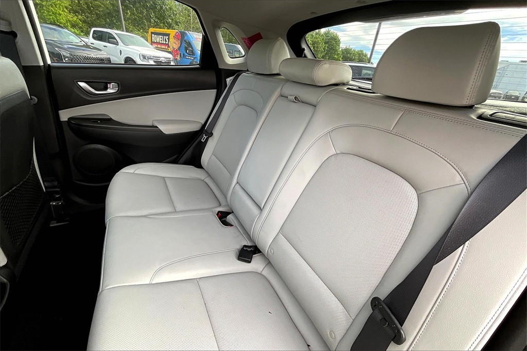 2022 Hyundai Kona Limited - Photo 14