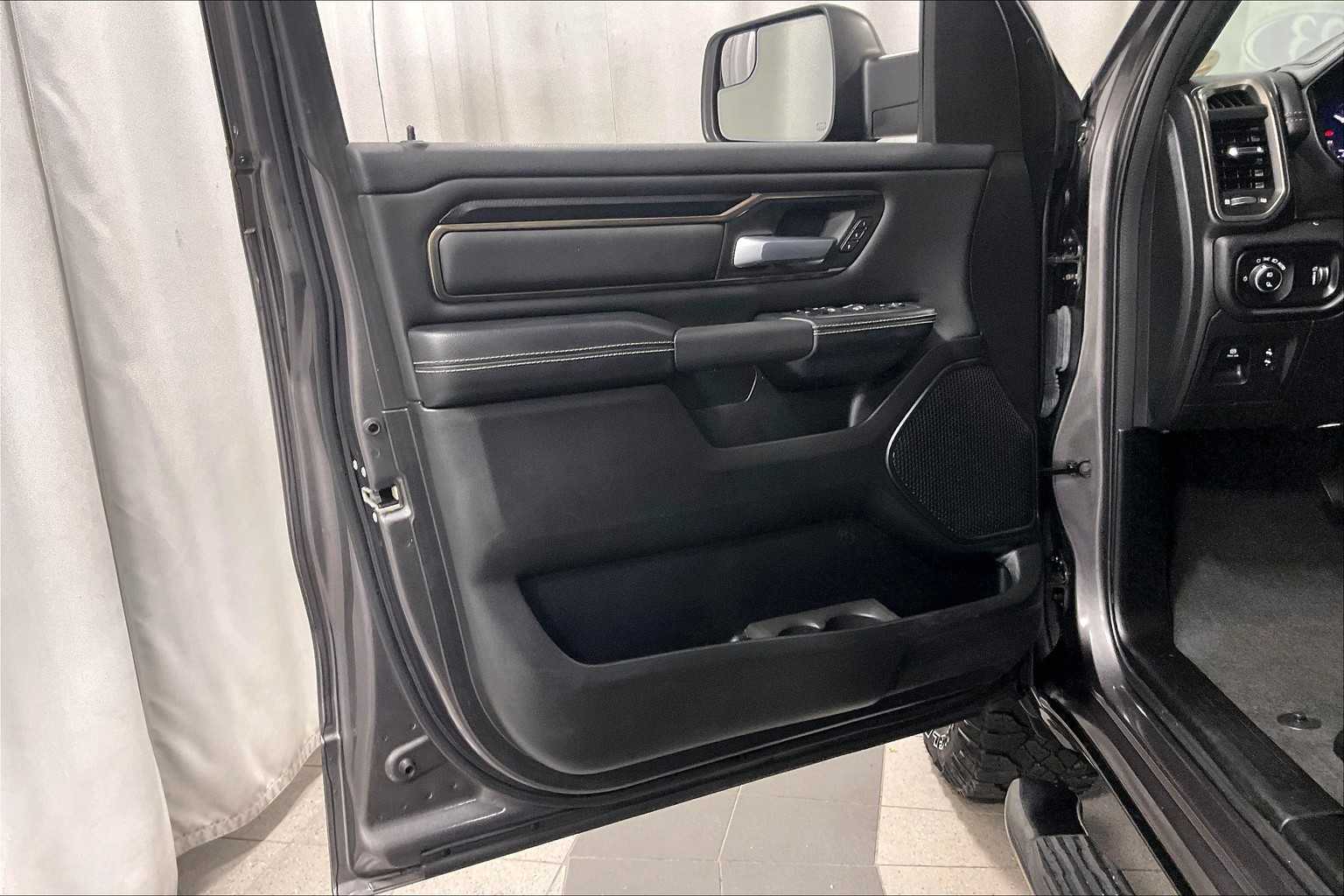 2023 Ram 1500 Rebel - Photo 9