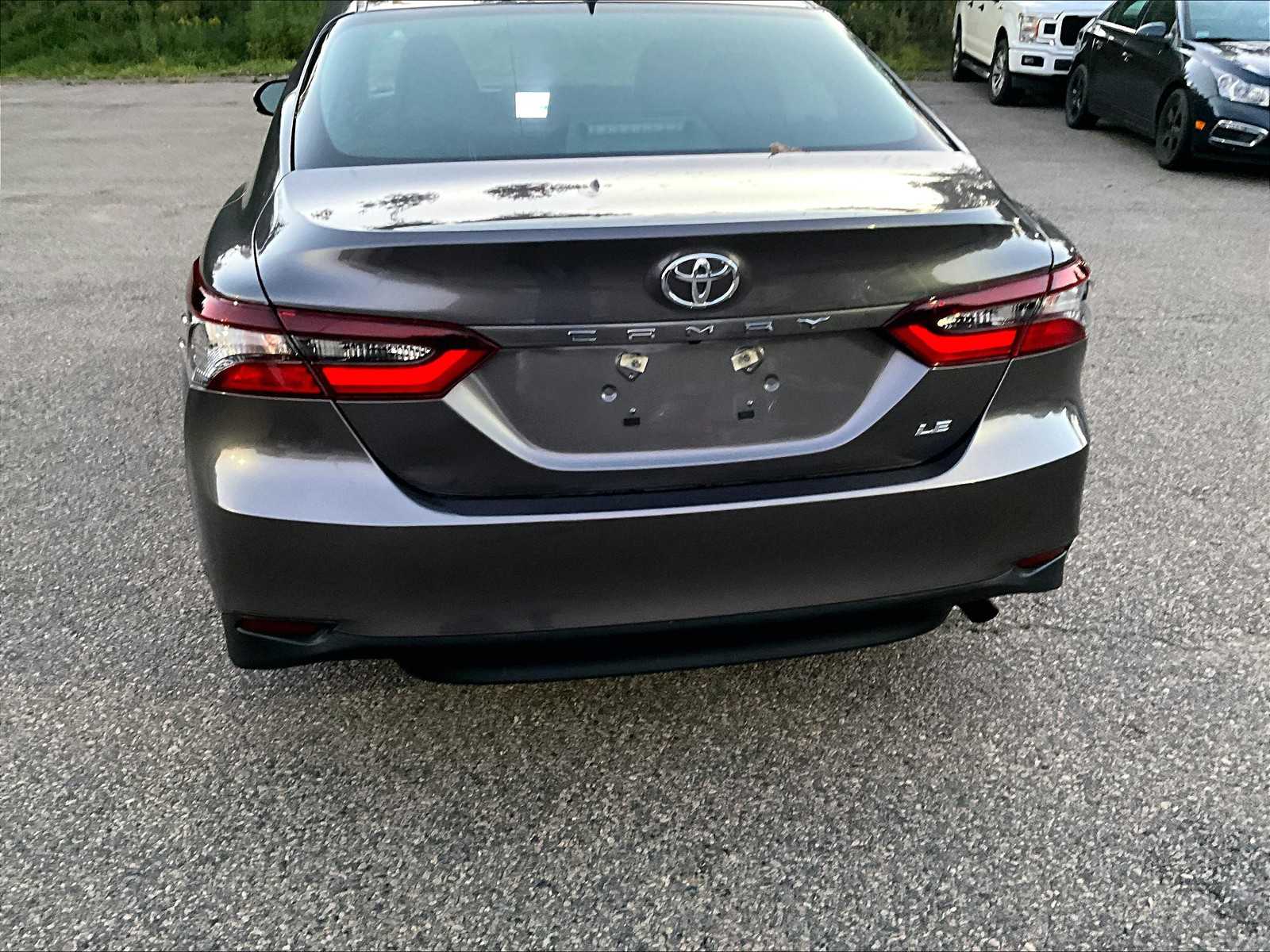 2023 Toyota Camry LE - Photo 7